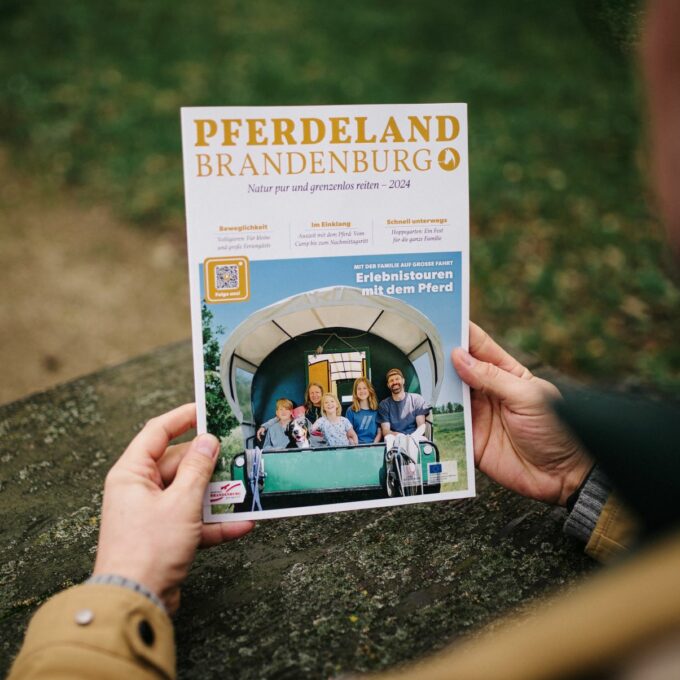 Pferdeland Magazin für Reiterferien in Brandenburg Titelseite_visithavelland_by_steven_ritzer_photography